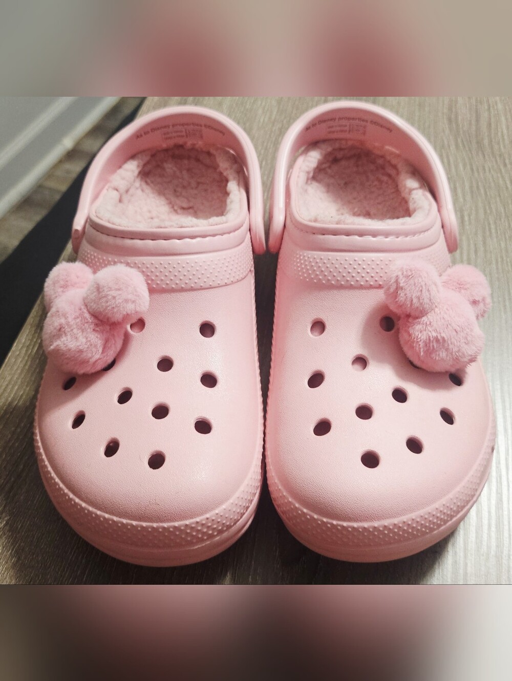 LIMITED EDITION Disney Parks Mickey Mouse Pom Pom Piglet Pink Fur Crocs 9M 11W